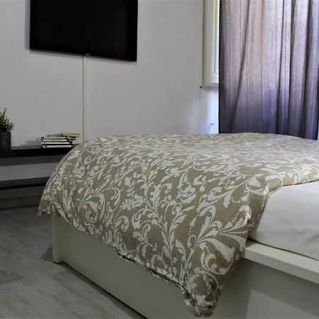 Crystal Ship Apartments Florencja Zewnętrze zdjęcie