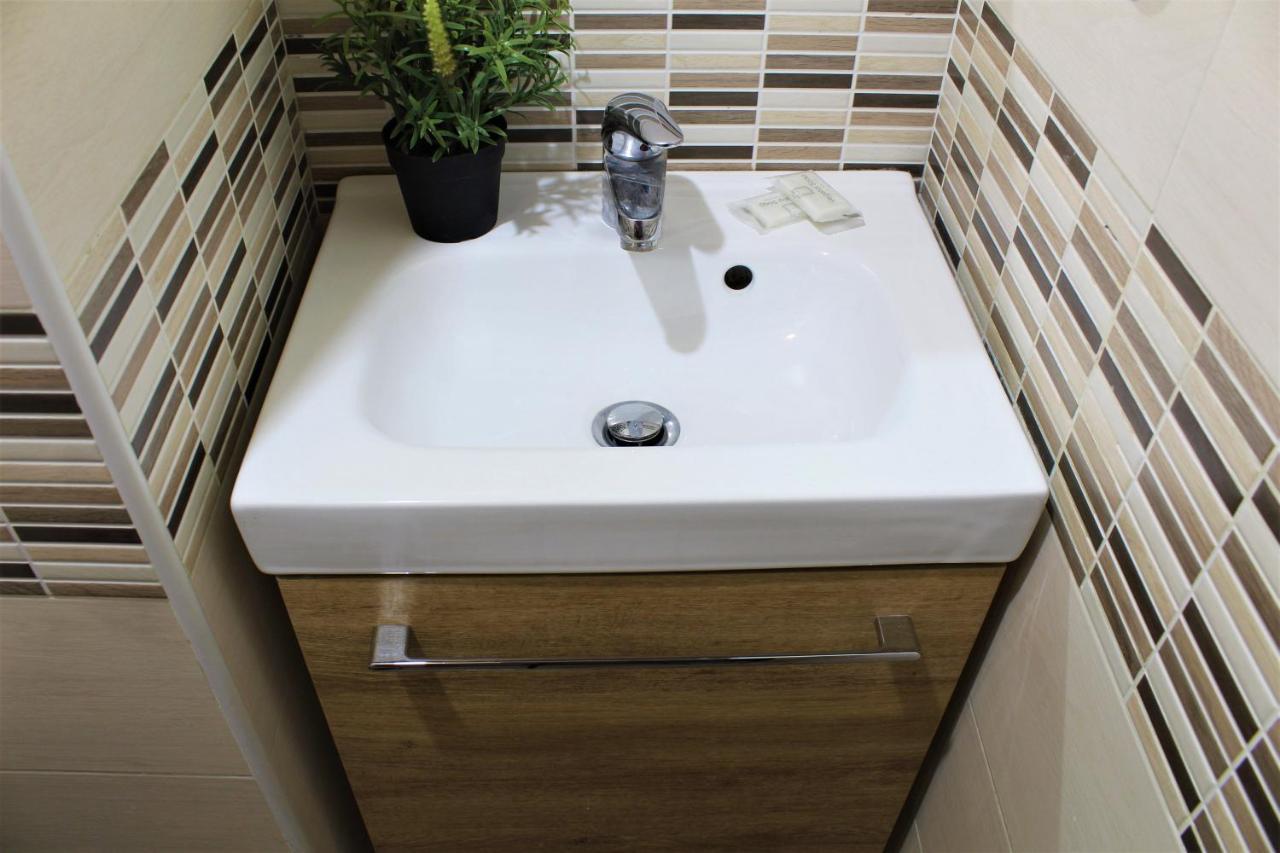 Crystal Ship Apartments Florencja Zewnętrze zdjęcie